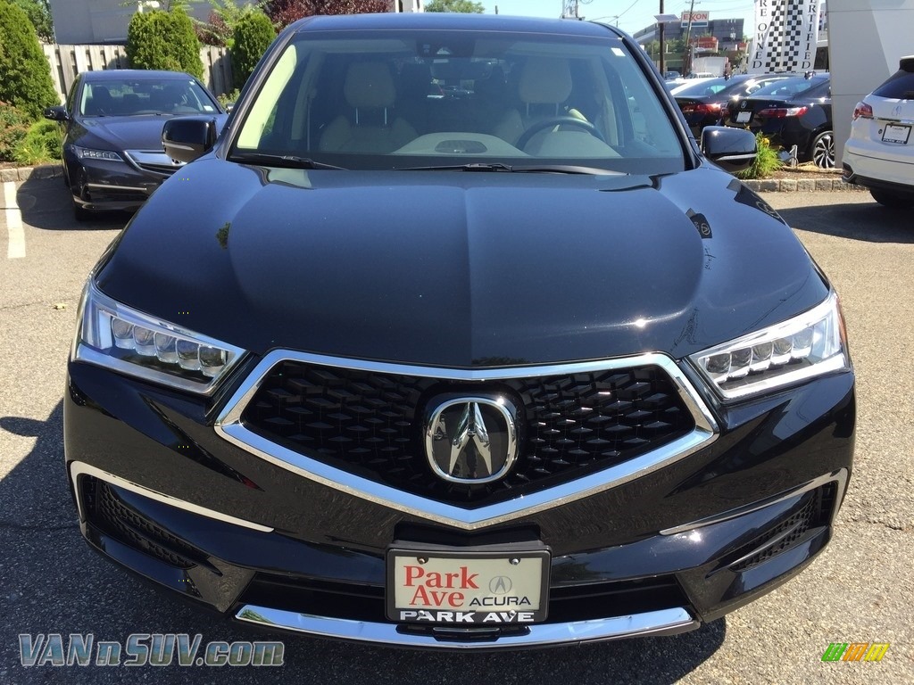 2017 MDX Technology SH-AWD - Crystal Black Pearl / Parchment photo #8