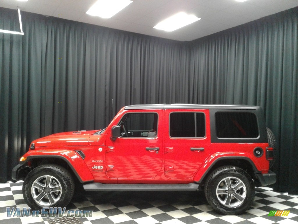 Firecracker Red / Black/Heritage Tan Jeep Wrangler Unlimited Sahara 4x4