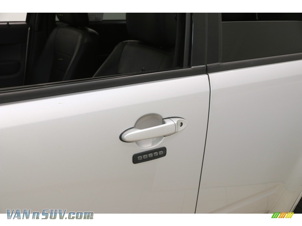 2012 Escape Limited V6 4WD - Ingot Silver Metallic / Charcoal Black photo #4