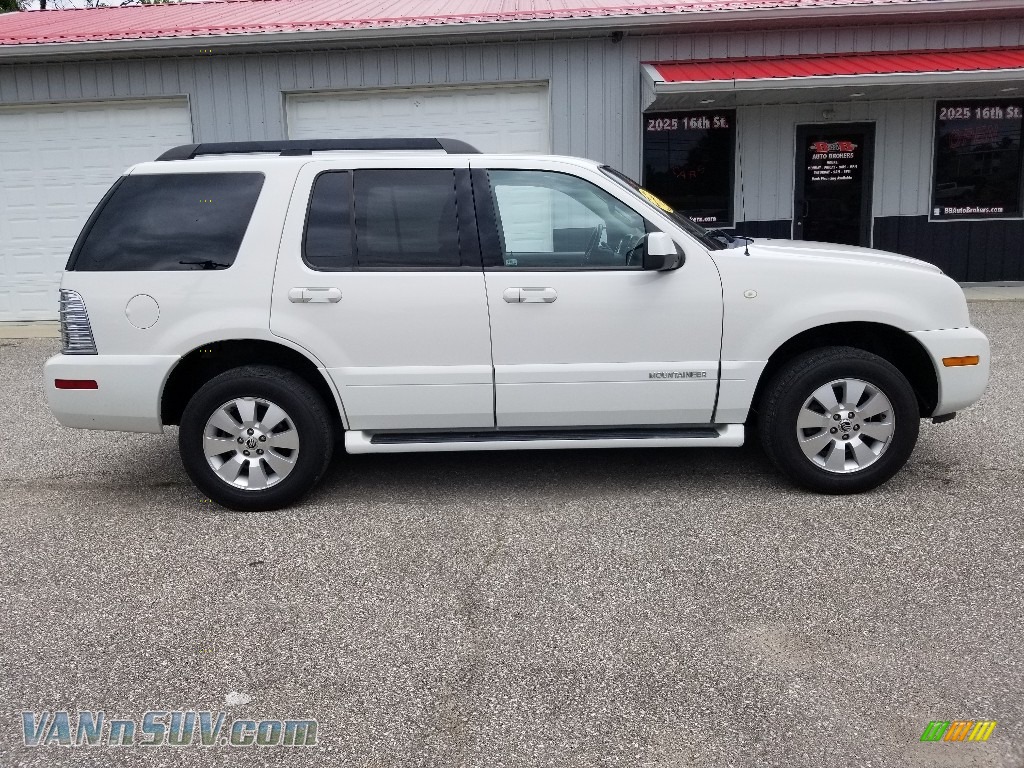 2008 Mountaineer AWD - White Suede / Charcoal Black photo #2