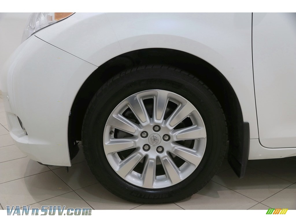 2014 Sienna Limited AWD - Blizzard White Pearl / Light Gray photo #37
