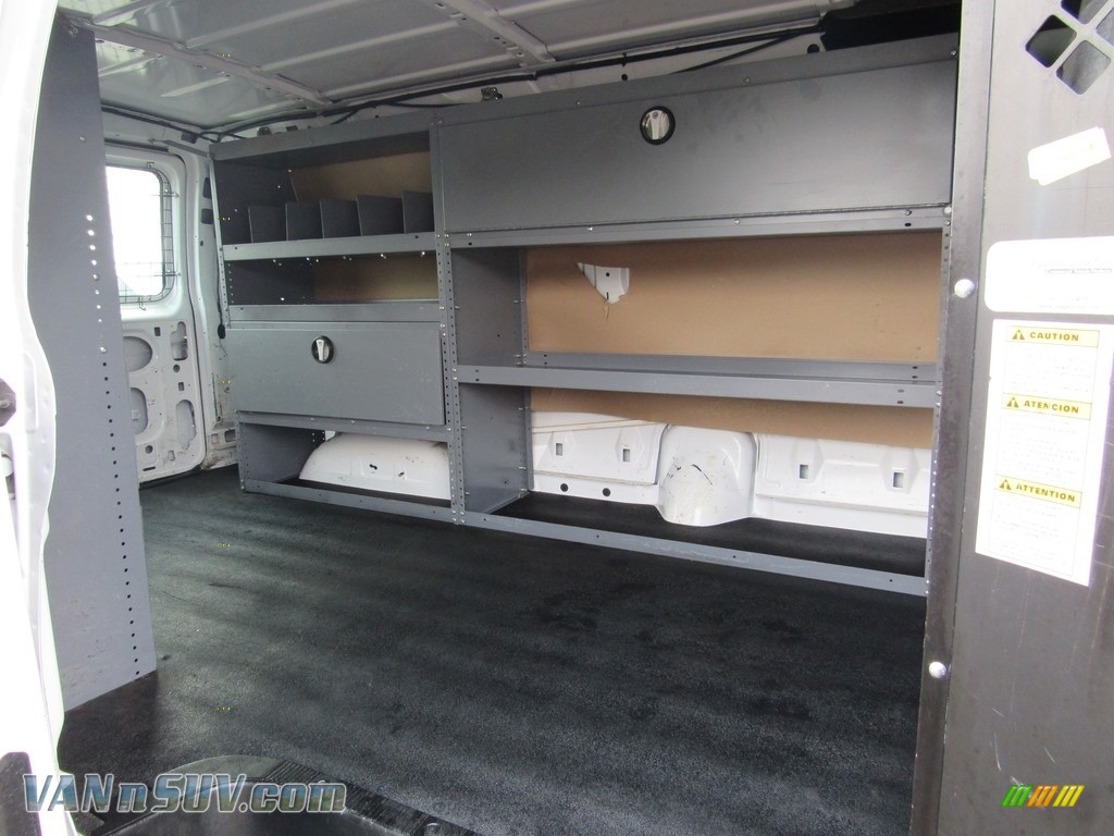 2013 E Series Van E250 Cargo - Oxford White / Medium Flint photo #37