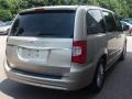 Chrysler Town & Country Touring-L Cashmere/Sandstone Pearl photo #3