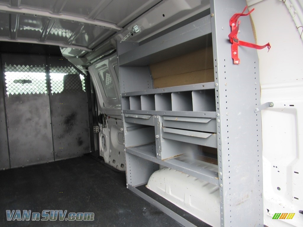 2013 E Series Van E250 Cargo - Oxford White / Medium Flint photo #48