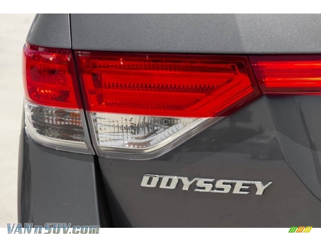 2014 Odyssey Touring - Modern Steel Metallic / Gray photo #11