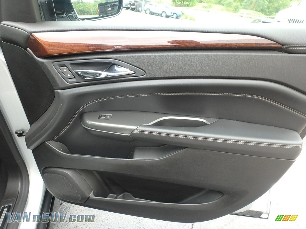 2012 SRX Luxury AWD - Radiant Silver Metallic / Ebony/Ebony photo #7