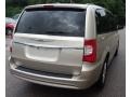 Chrysler Town & Country Touring Cashmere Pearl photo #3