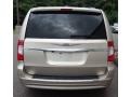 Chrysler Town & Country Touring Cashmere Pearl photo #4