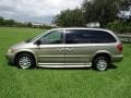 Chrysler Town & Country LXi Light Almond Pearl photo #12