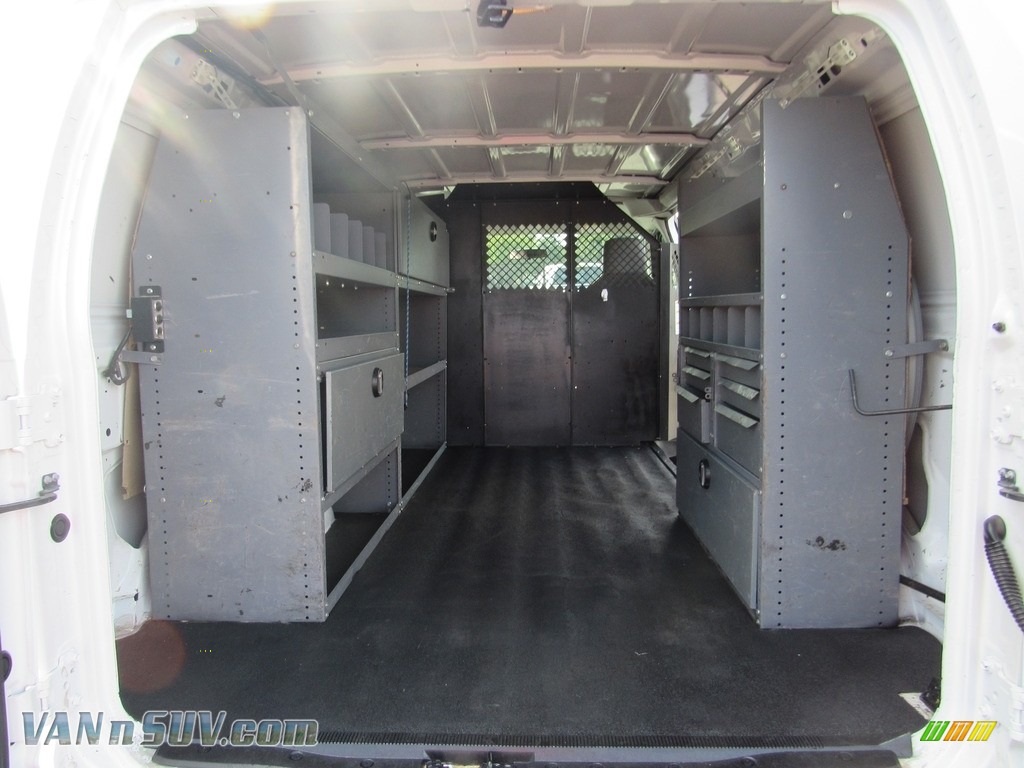 2013 E Series Van E250 Cargo - Oxford White / Medium Flint photo #9