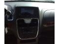Chrysler Town & Country Touring Cashmere Pearl photo #18