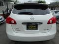 Nissan Rogue S AWD Pearl White photo #9
