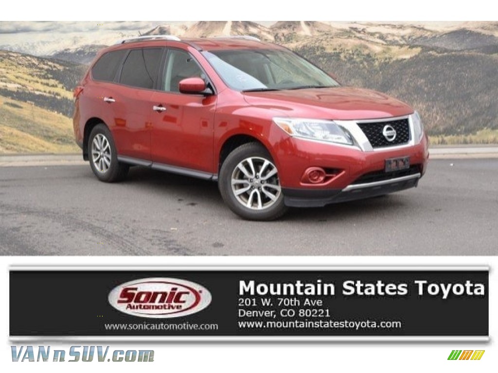 Cayenne Red / Charcoal Nissan Pathfinder SV AWD