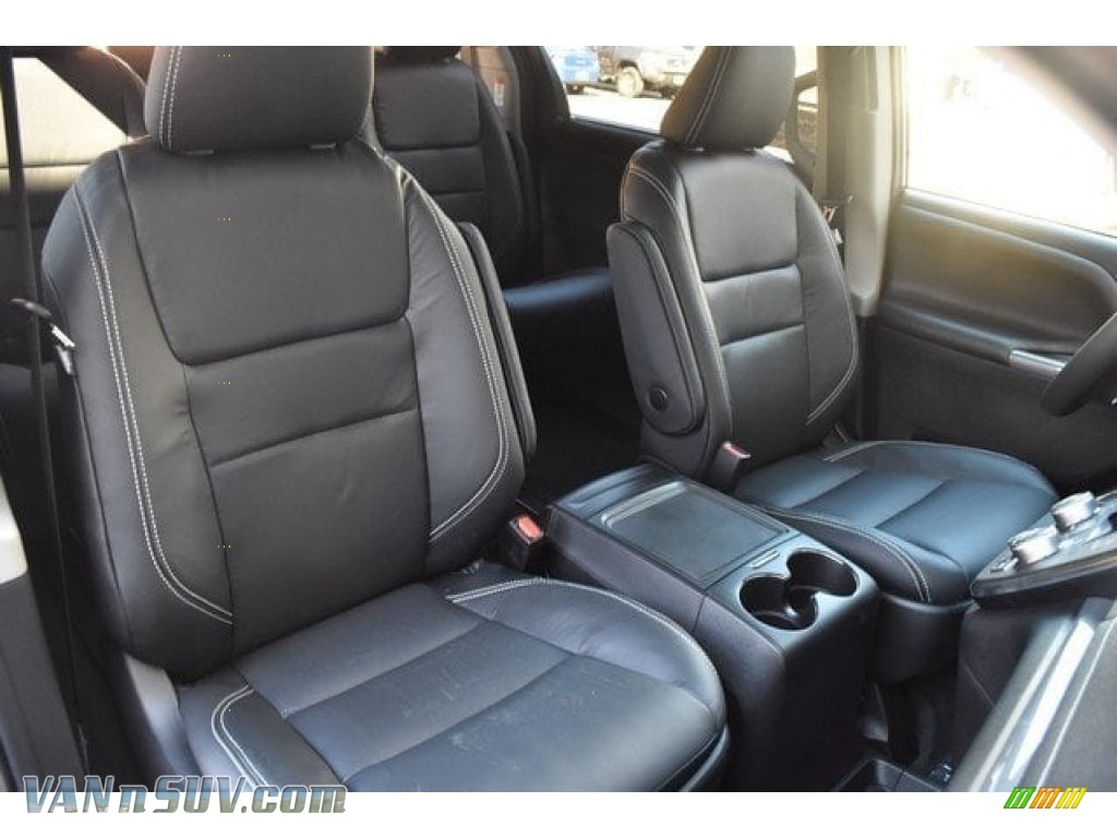 2019 Sienna SE AWD - Predawn Gray Mica / Black photo #13 2019 Sienna SE AWD - Predawn Gray Mica / Black photo #13