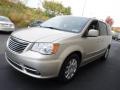 Chrysler Town & Country Touring Cashmere Pearl photo #6