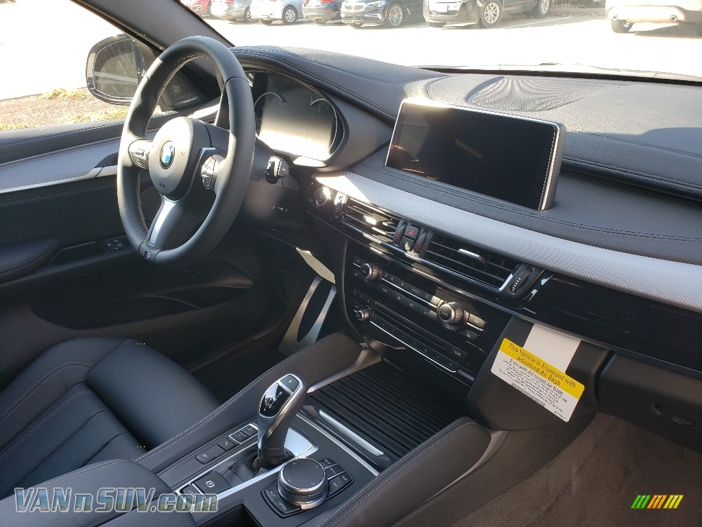 2019 X6 xDrive35i - Alpine White / Black photo #4