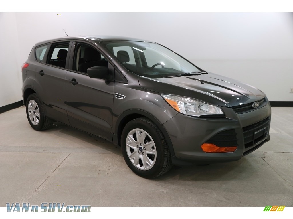Magnetic Metallic / Charcoal Black Ford Escape S