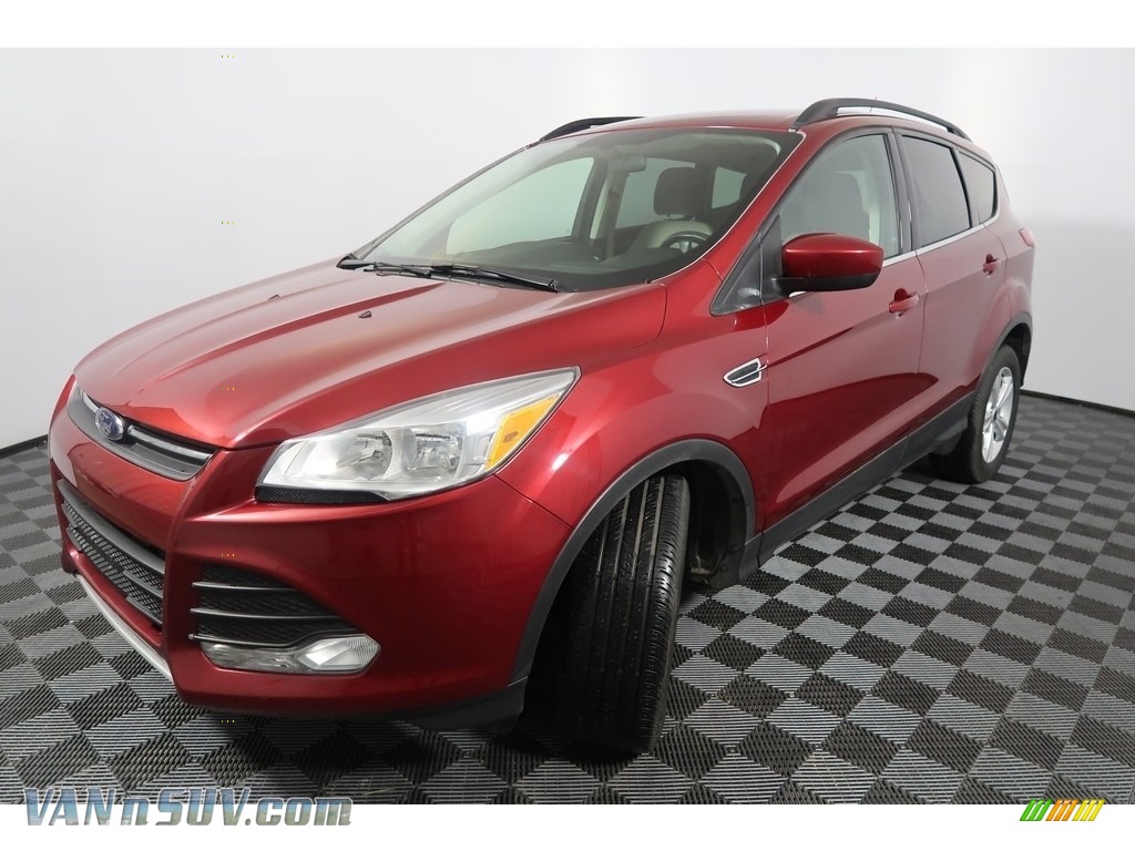 2014 Escape SE 1.6L EcoBoost 4WD - Ruby Red / Charcoal Black photo #7