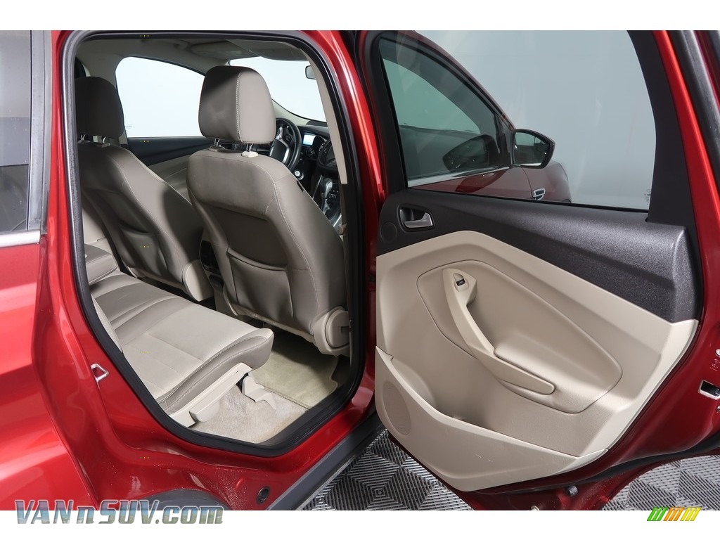 2014 Escape SE 1.6L EcoBoost 4WD - Ruby Red / Charcoal Black photo #40