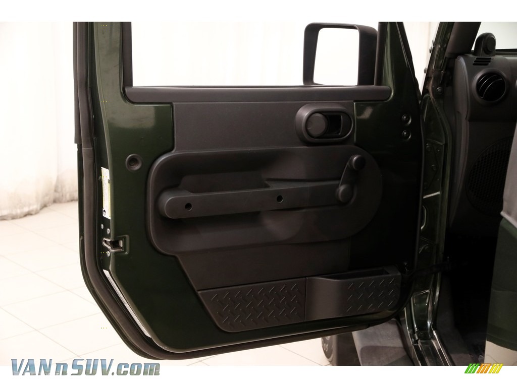 2007 Wrangler X 4x4 - Jeep Green Metallic / Dark Slate Gray/Medium Slate Gray photo #4