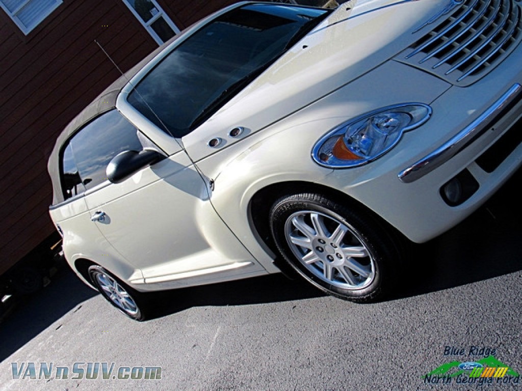 2007 PT Cruiser Convertible - Bright Silver Metallic / Pastel Slate Gray photo #24