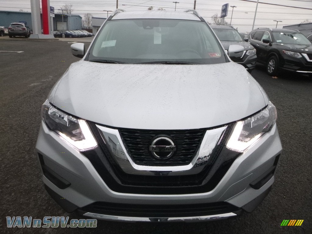 2019 Rogue Special Edition AWD - Brilliant Silver / Charcoal photo #9