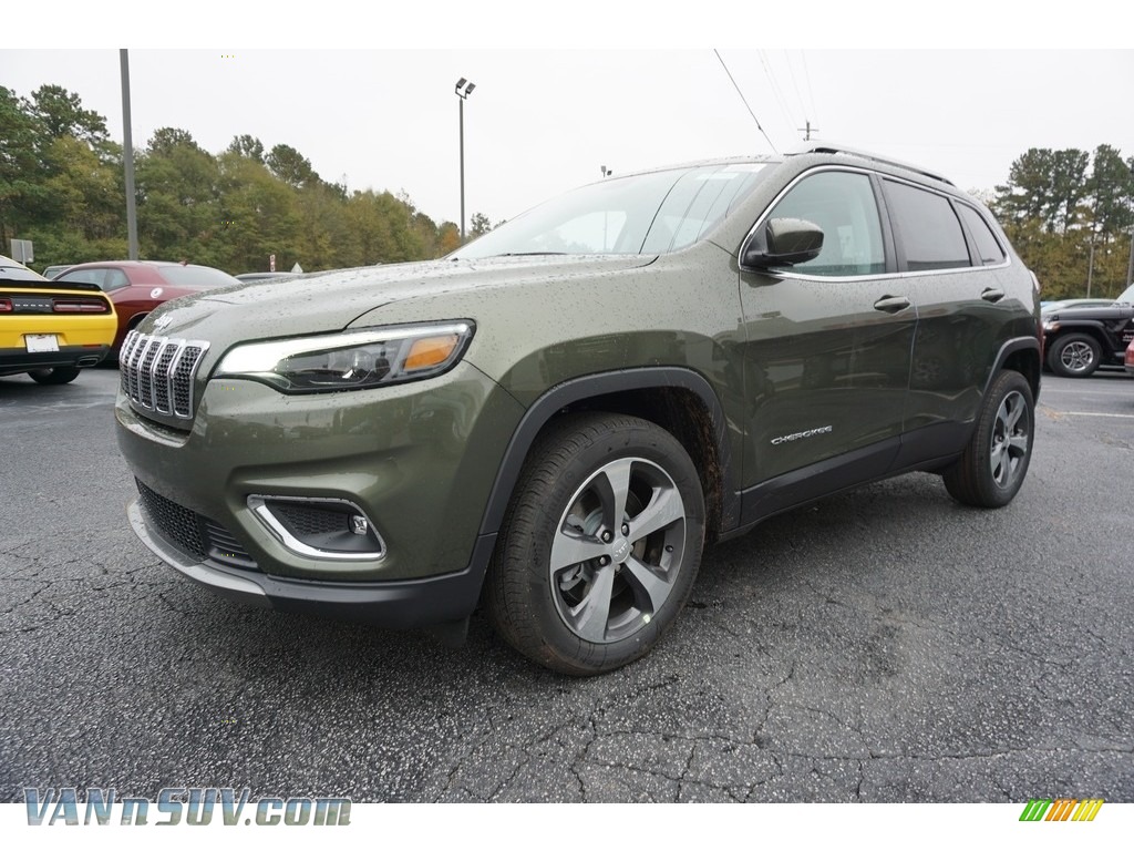 2019 Cherokee Limited - Olive Green Pearl / Black photo #3