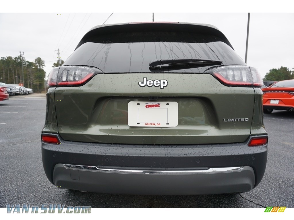2019 Cherokee Limited - Olive Green Pearl / Black photo #13