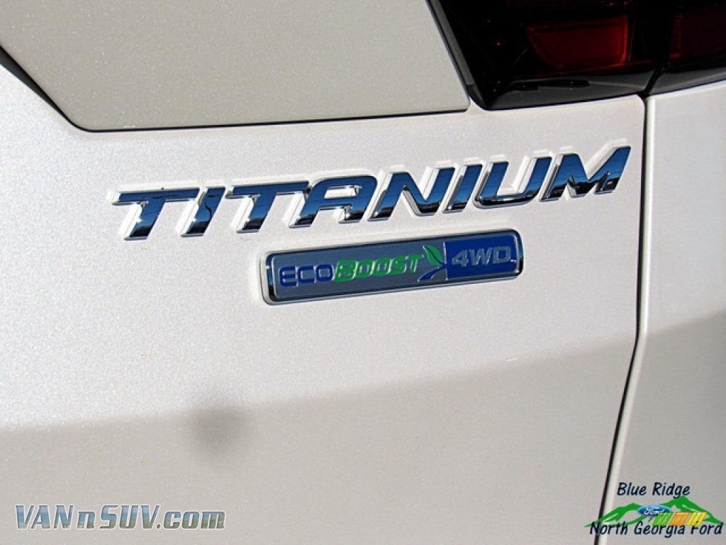 2019 Escape Titanium 4WD - White Platinum / Chromite Gray/Charcoal Black photo #34