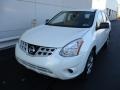 Nissan Rogue S AWD Pearl White photo #10