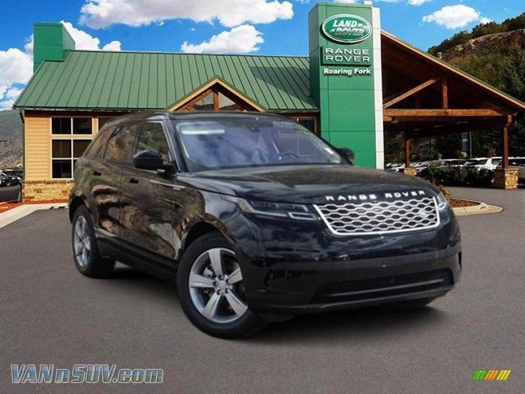 Narvik Black / Ebony Land Rover Range Rover Velar S