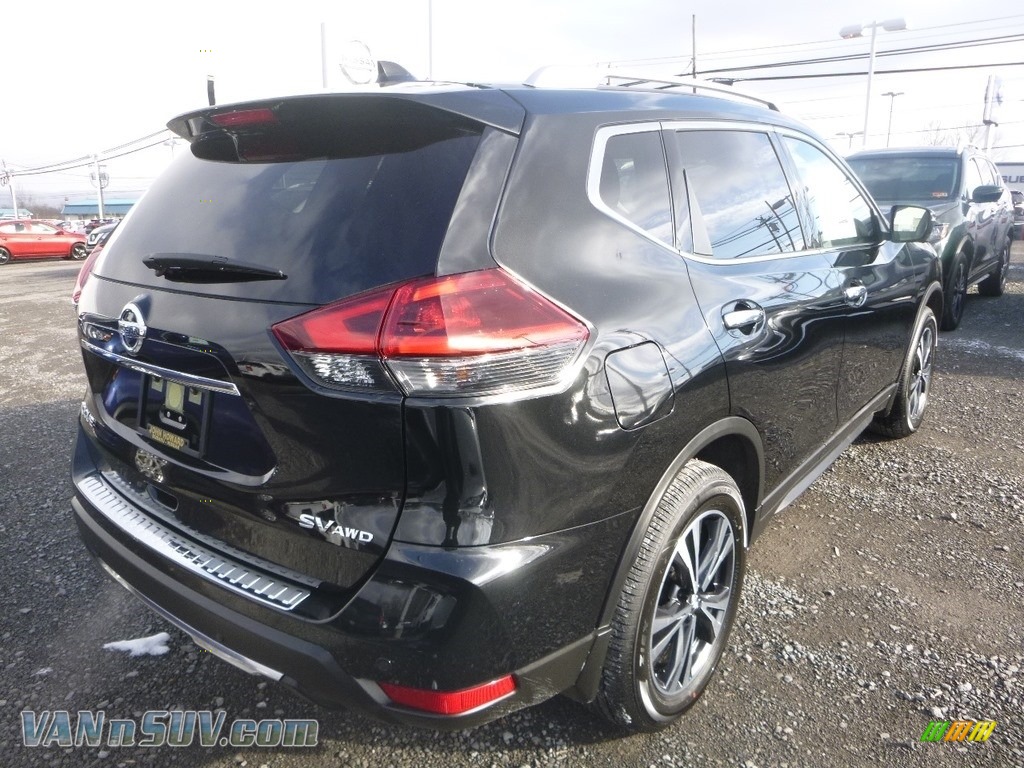 2019 Rogue SV AWD - Magnetic Black / Charcoal photo #4