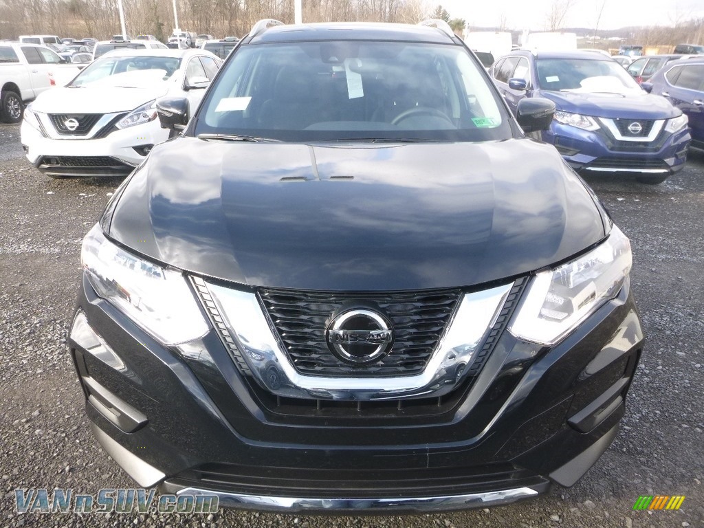 2019 Rogue SV AWD - Magnetic Black / Charcoal photo #9