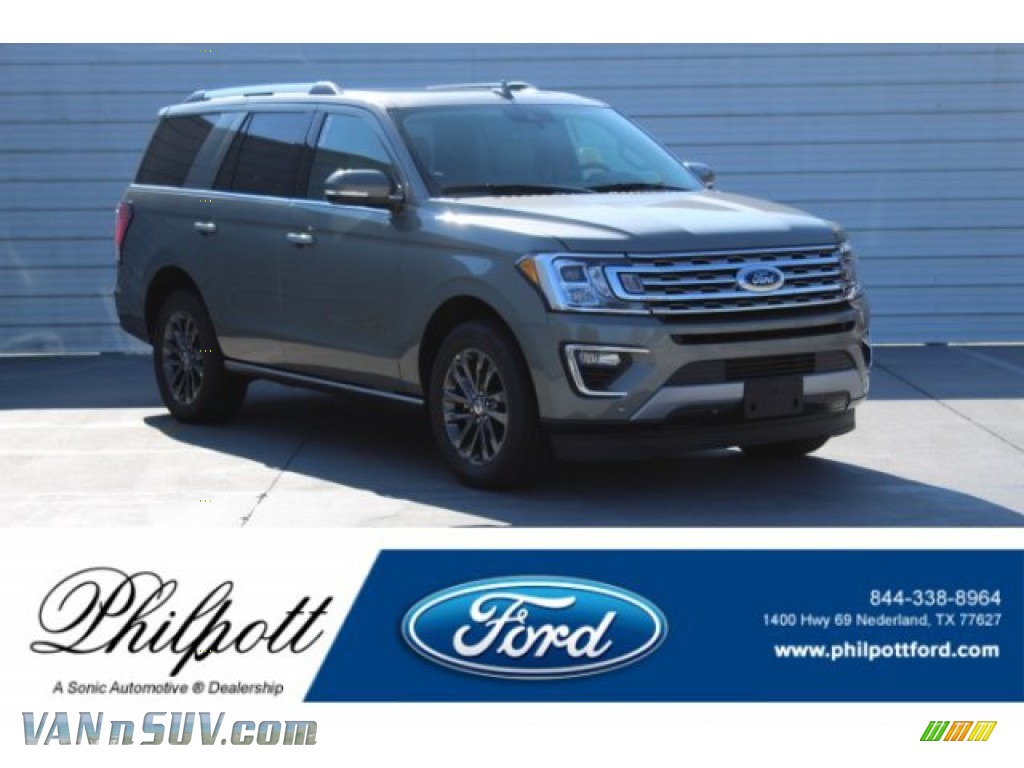 Silver Spruce Metallic / Medium Stone Ford Expedition Limited