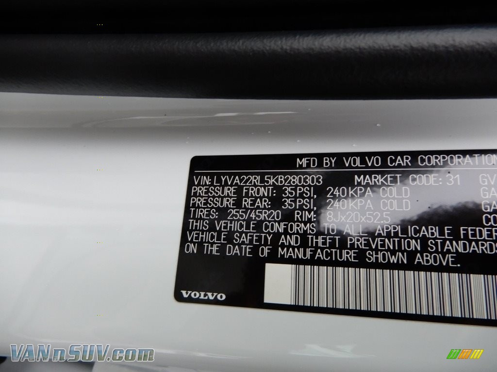 2019 XC60 T6 AWD Inscription - Crystal White Metallic / Blonde photo #11