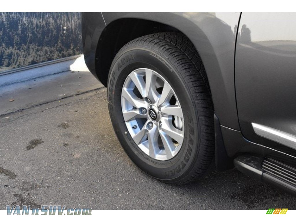 2019 Land Cruiser 4WD - Magnetic Gray Metallic / Black photo #36