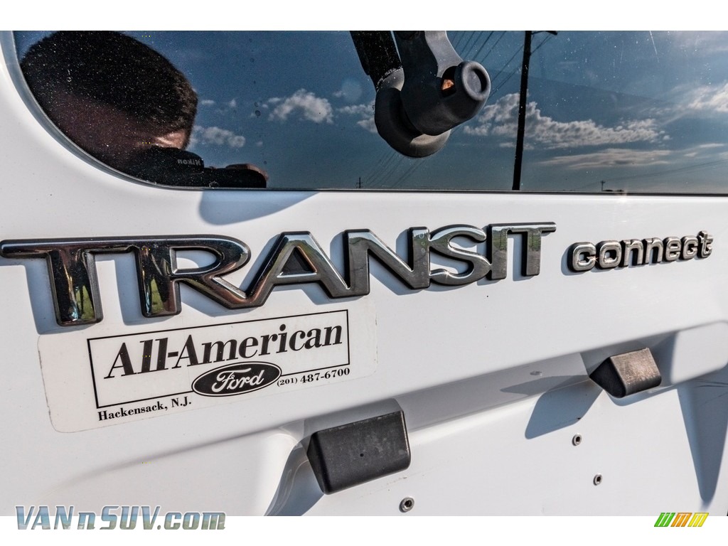 2010 Transit Connect XLT Cargo Van - Frozen White / Dark Gray photo #44