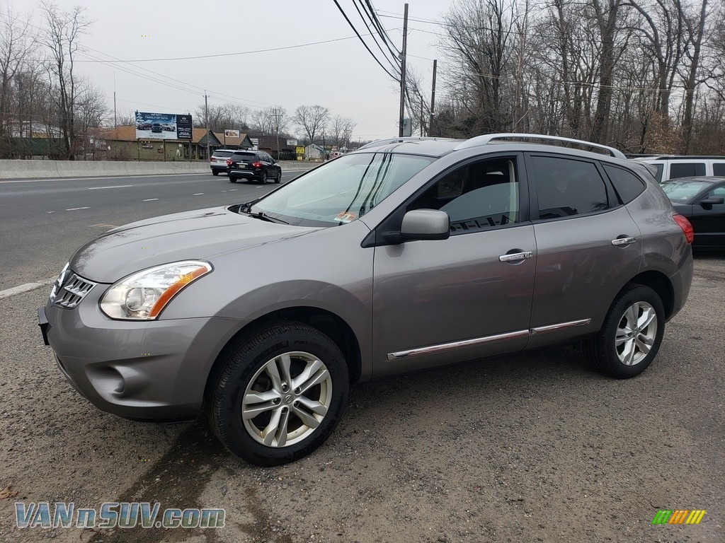 2013 Rogue SV AWD - Frosted Steel / Black photo #8