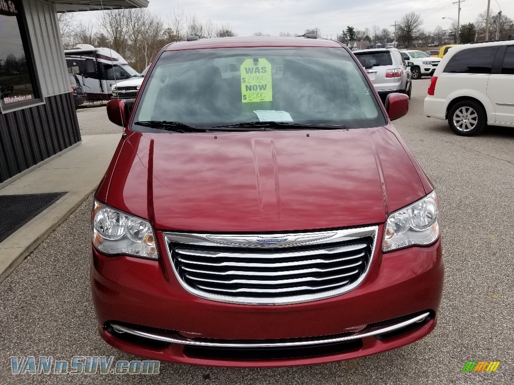 2014 Town & Country Touring - Deep Cherry Red Crystal Pearl / Black/Light Graystone photo #7