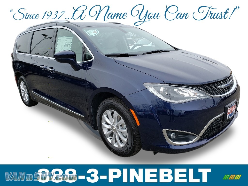 Jazz Blue Pearl / Black/Alloy Chrysler Pacifica Touring L