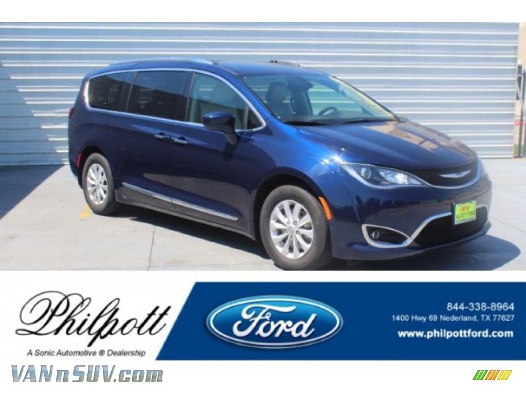 2018 Pacifica Touring L - Jazz Blue Pearl / Cognac/Alloy/Toffee photo #1