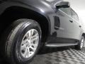 Chevrolet Suburban LT 4WD Black photo #9