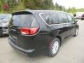 Chrysler Pacifica Touring Plus Brilliant Black Crystal Pearl photo #4