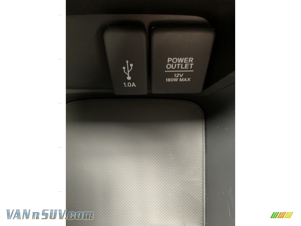2019 CR-V LX AWD - Modern Steel Metallic / Black photo #36