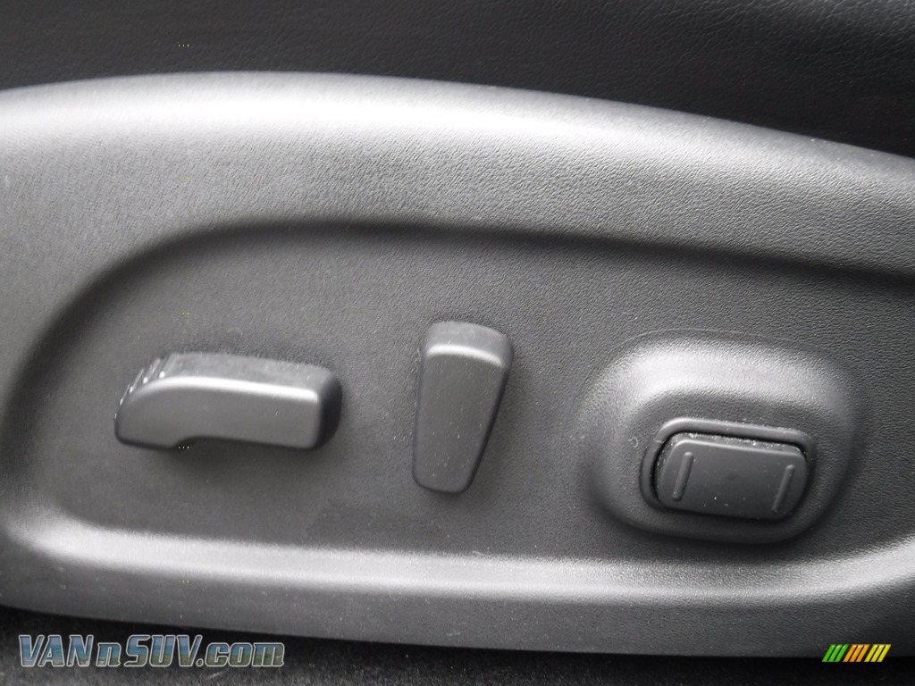 2014 Pathfinder Platinum AWD - Dark Slate / Charcoal photo #18