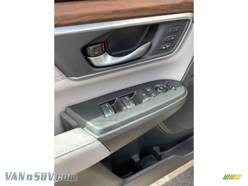 2019 CR-V Touring AWD - Modern Steel Metallic / Gray photo #11
