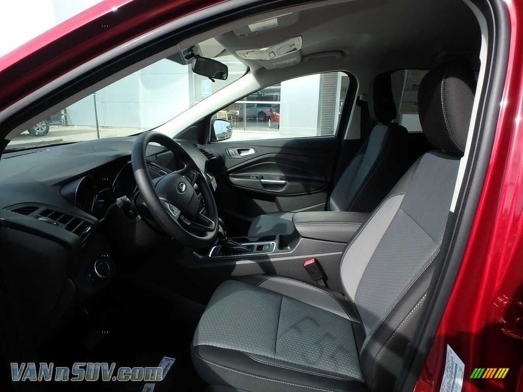 2019 Escape SE 4WD - Ruby Red / Chromite Gray/Charcoal Black photo #10