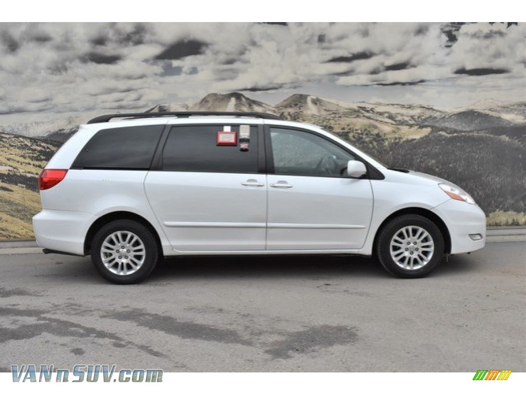 2008 Sienna XLE AWD - Arctic Frost Pearl / Stone photo #2