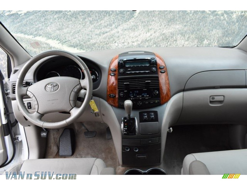2008 Sienna XLE AWD - Arctic Frost Pearl / Stone photo #13