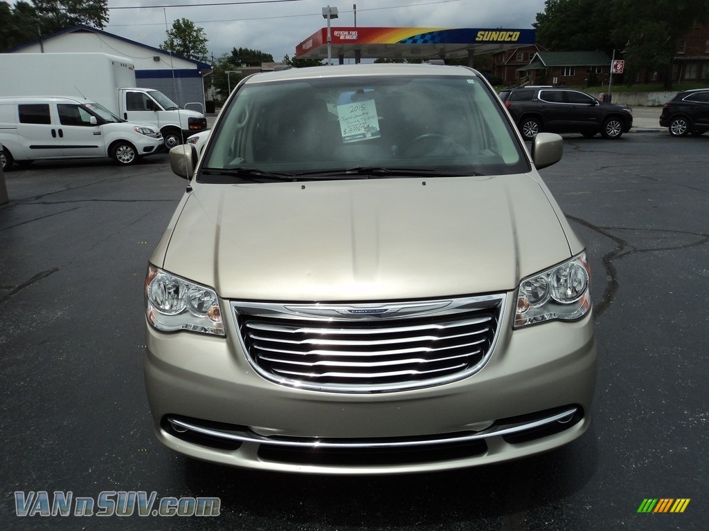 2015 Town & Country Touring - Cashmere/Sandstone Pearl / Black/Light Graystone photo #26